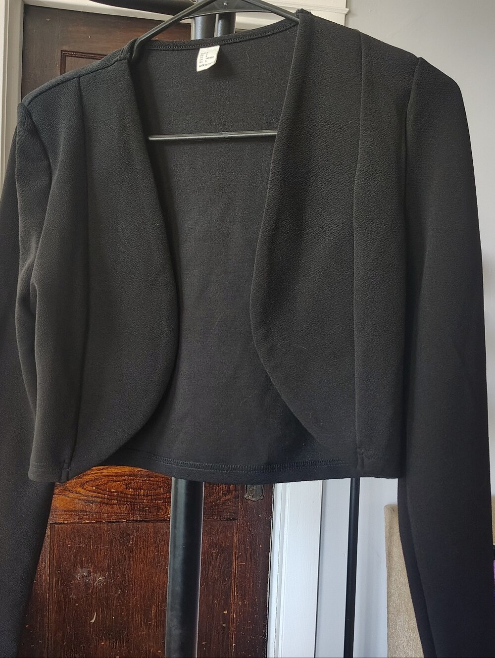 Black Cropped Open-Front Women's Jacket